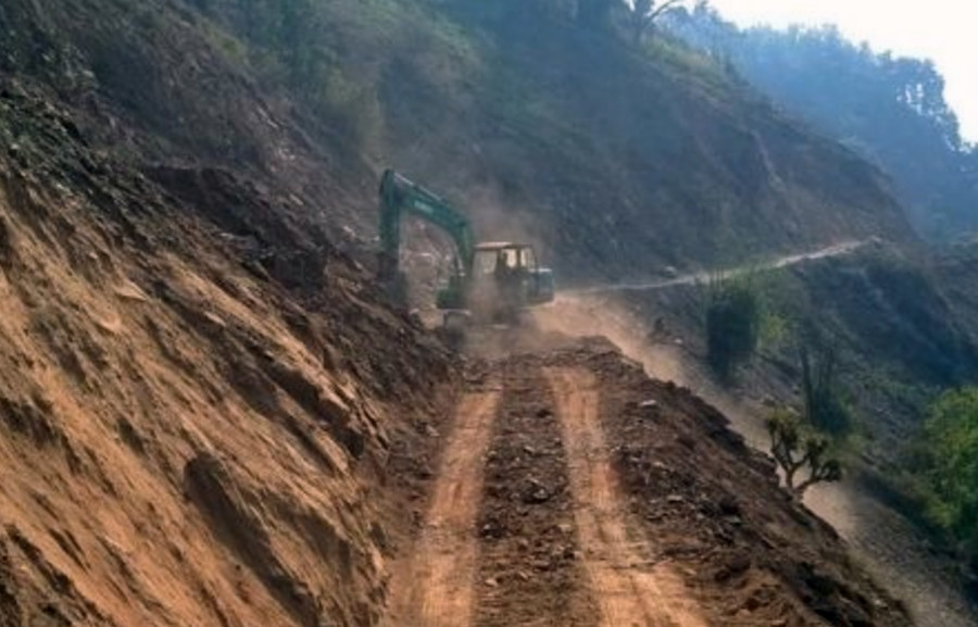 सीमामा खटिएको सशस्त्र प्रहरीलाई टेलिफोन र बाटोको समस्या