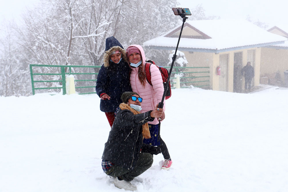 snowfall chandragiri (2).jpg