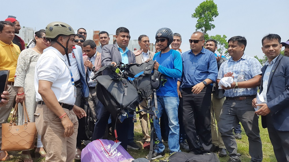 पोखरामा खुला प्याराग्लाइडिङ प्रतियोगिता सुरु