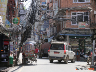 १५ दिनभित्र अनावश्यक तार हटाउन काठमाडौं महानगरको निर्देशन