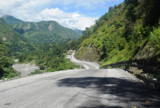 पश्चिम बागलुङको रणनीतिक सडक निर्माण सुरु