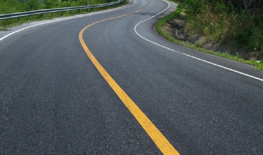 मेची राजमार्ग : रोकिएन जमिन भासिने र पहिरो खस्ने समस्या