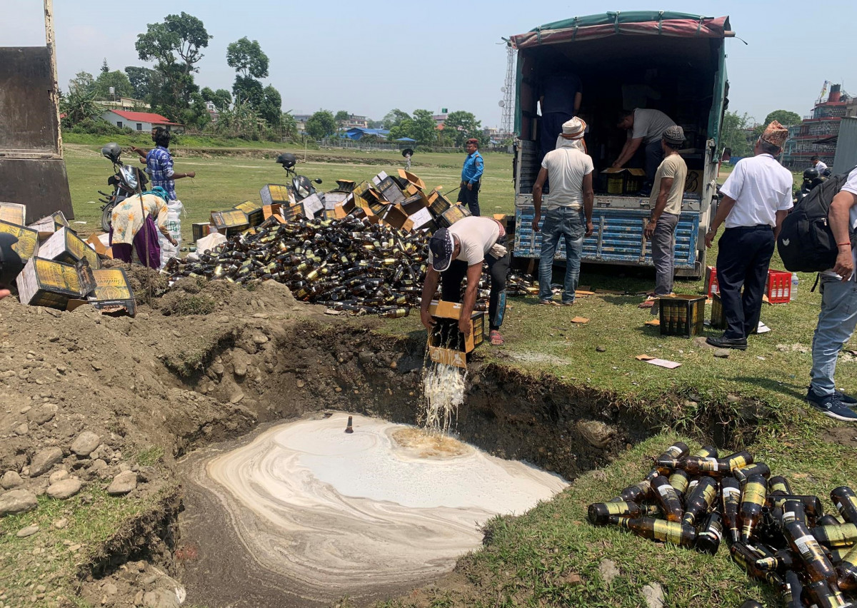 म्याद गुज्रिएका बियरको देशैभर बिगबिगी, किन बडवाइजरमा सबैभन्दा बढी समस्या देखियो?