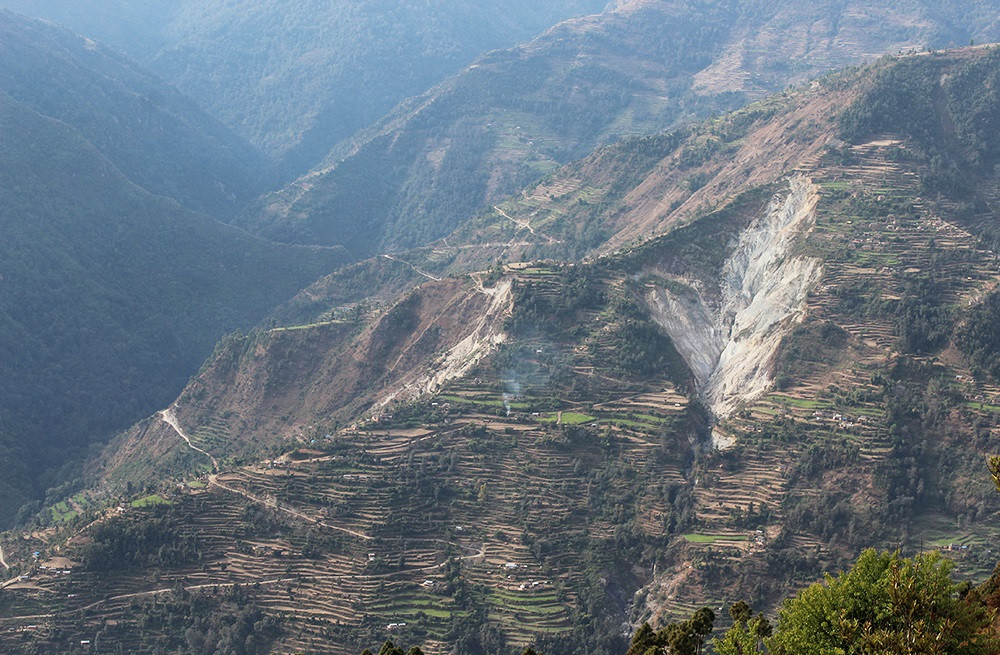 बर्खा लाग्न थालेपछि हुल्दीवासीलाई ज्यान जोगाउने चिन्ता