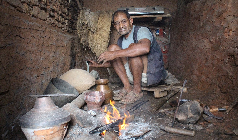 आरन पेसाबाट मनग्य आम्दानी