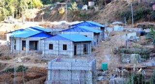 तामाङ नमुना एकीकृत बस्ती : बजेट अभावले एक वर्षदेखि अलपत्र