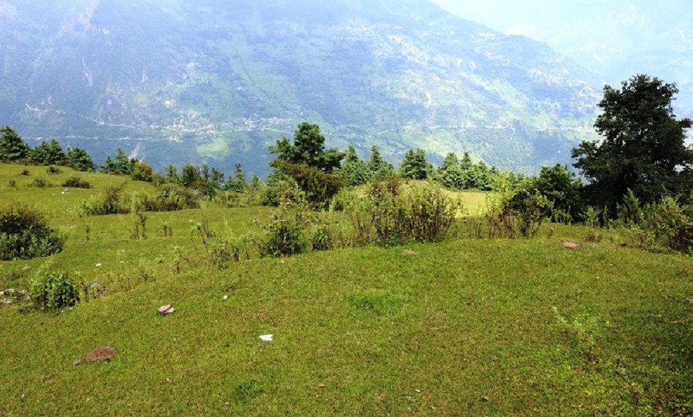 पर्यटनको सम्भावना छ तर छैन पूर्वाधार, ओझेलमा म्याग्दीको सौरबोट