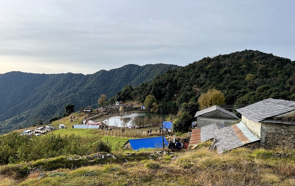 सडक स्तरोन्नति नहुँदा जोखिमपूर्ण बन्दै गाजा दह यात्रा