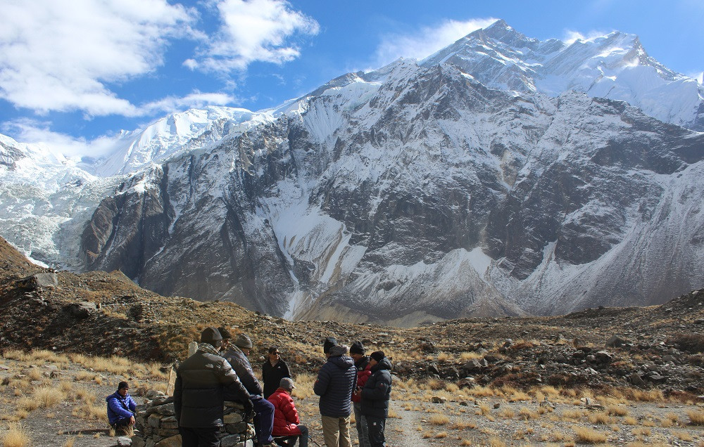 पूर्वाधारको प्रतीक्षामा जेठो हिमालको आधार शिविर