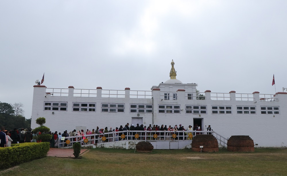 कोरोनाले सुस्ताएको लुम्बिनीको पर्यटन लयमा फर्कँदै