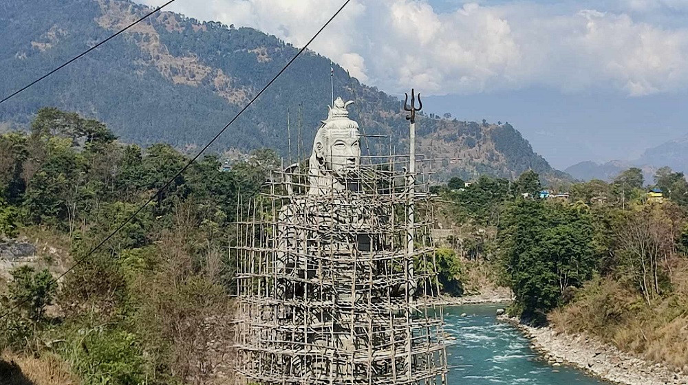 लमजुङमा एकसय आठ फिटको महादेवको मूर्ति निर्माण हुँदै