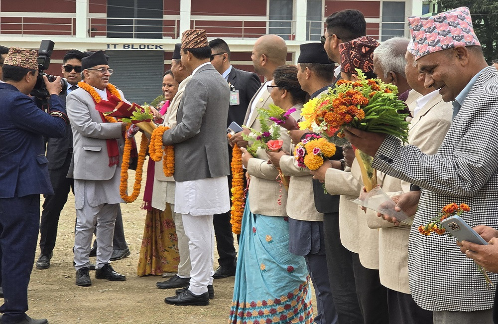 प्रदेश संरचना संघ र स्थानीय तहलाई जोड्ने महत्त्वपूर्ण सेतु : प्रधानमन्त्री