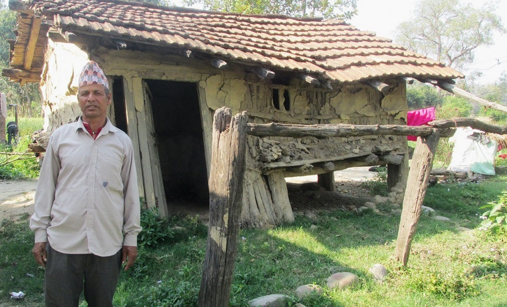गर्जमुनिका बादी गर्जो टार्नकै लागि भारत पलायन