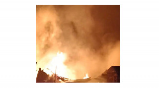 वीरगञ्जको अलौमा आगलागी हुँदा सात घर जले, ५४ लाखभन्दा बढीको क्षति