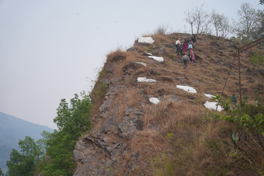 पर्यटनको सम्भावना बोकेको ‘गंगाजमुना तीनसुरे पदमार्ग’