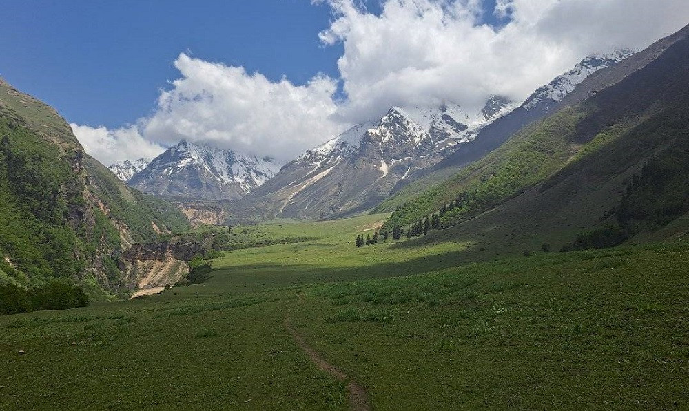 पर्यटकको पर्खाइमा दार्चुलाको अपी नाम्पा संरक्षण क्षेत्र