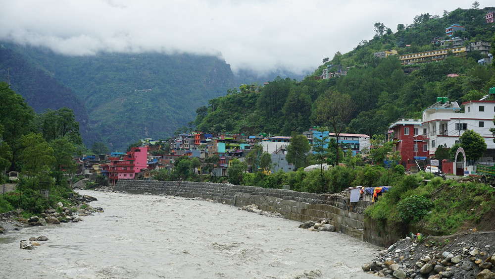 म्याग्दी नदीको कटान रोक्न मंगलाघाटमा पर्खाल निर्माण