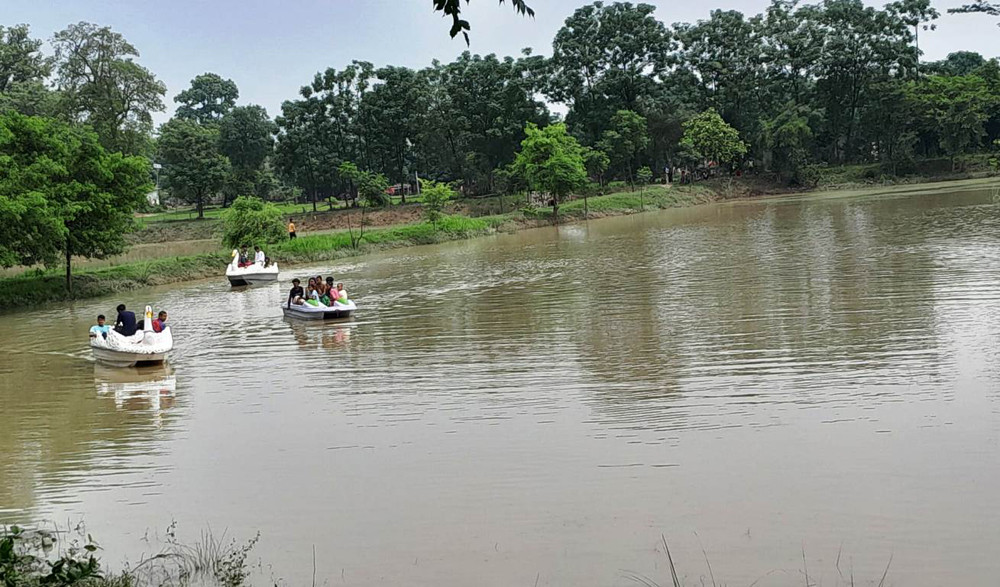 पर्या-पर्यटन प्रवर्द्धन गर्न शोभातालमा डुंगा