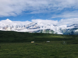 मुस्ताङको मार्चे लेक