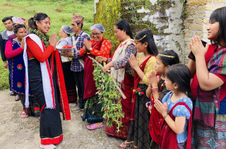 सुस्ताएका घरबास पुनः सञ्चालनमा ल्याएर काठेखोलामा थालियो पर्यटन प्रवर्द्धन