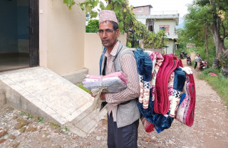 घुमन्ते व्यापारमा रमाएका ‘काफ्ले बा’