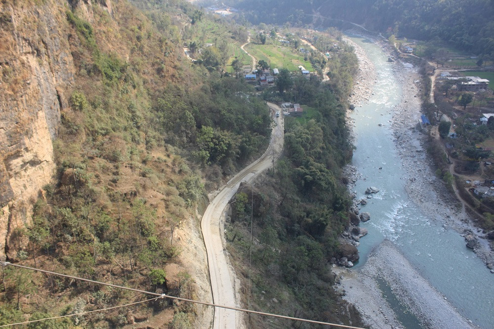 बेनी-मालढुङ्गा सडक : ठेक्का अवधि सकिँदा दुई तिहाइमात्र प्रगति