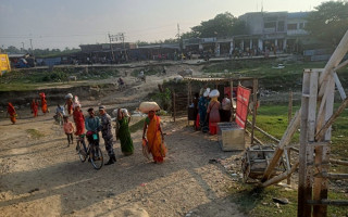 खाँडो जीता नदीमा पुल नहुँदा आवतजावतमा समस्या