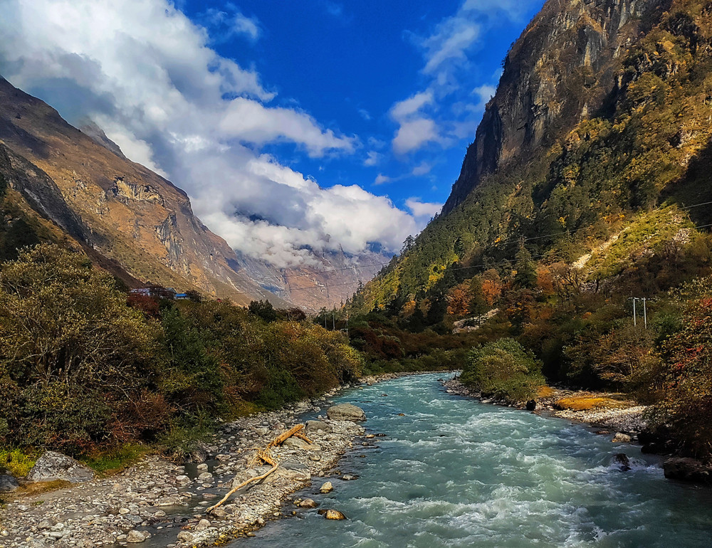 langtang khola.jpg