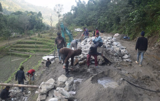 बगरफाँट-भकिम्ली सडक : ट्र्याक खुलेको १७ वर्षपछि स्तरोन्नति