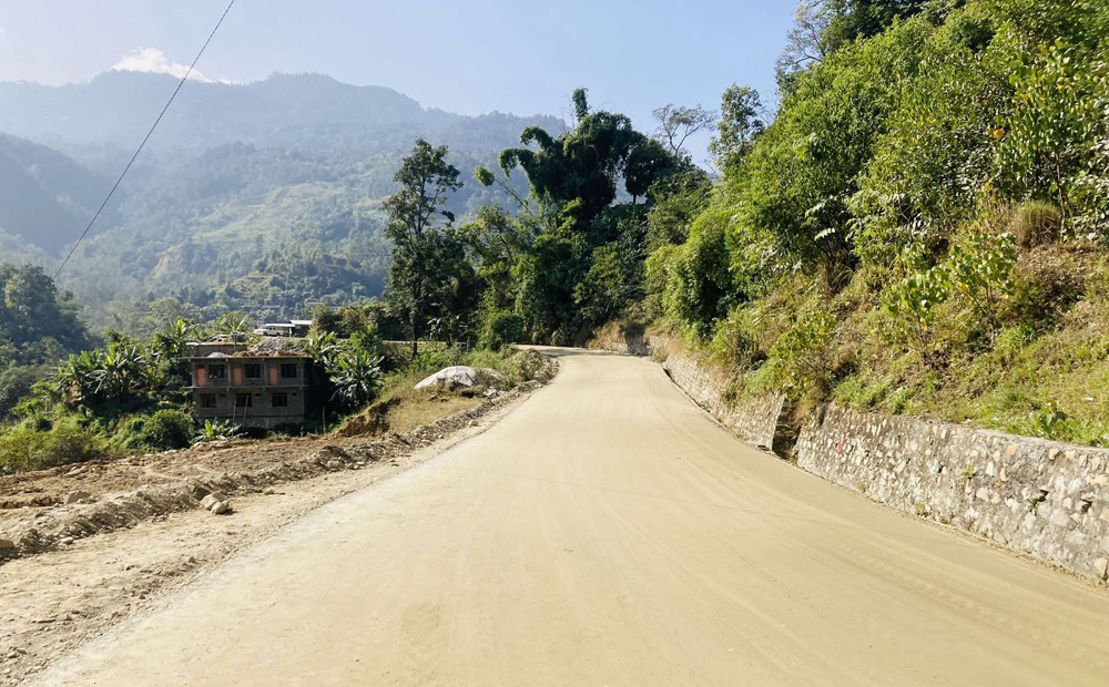 एक निर्वाचन क्षेत्र एक रणनीतिक सडकअन्तर्गत : बोक्से-सिगाना खण्डमा स्तरोन्नति सम्पन्न