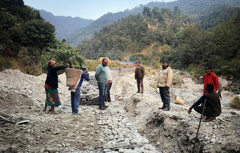 गलकोटका दुई सडक स्तरोन्नति गरिँदै