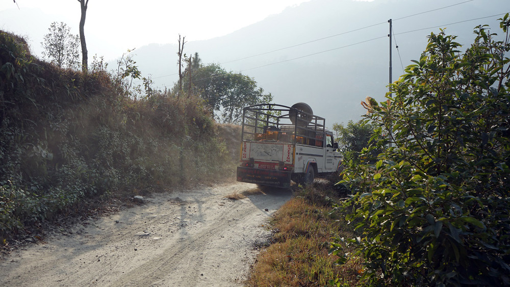 सडक स्तरोन्नति नहुँदा पर्वत बाँसखर्कका किसान मर्कामा