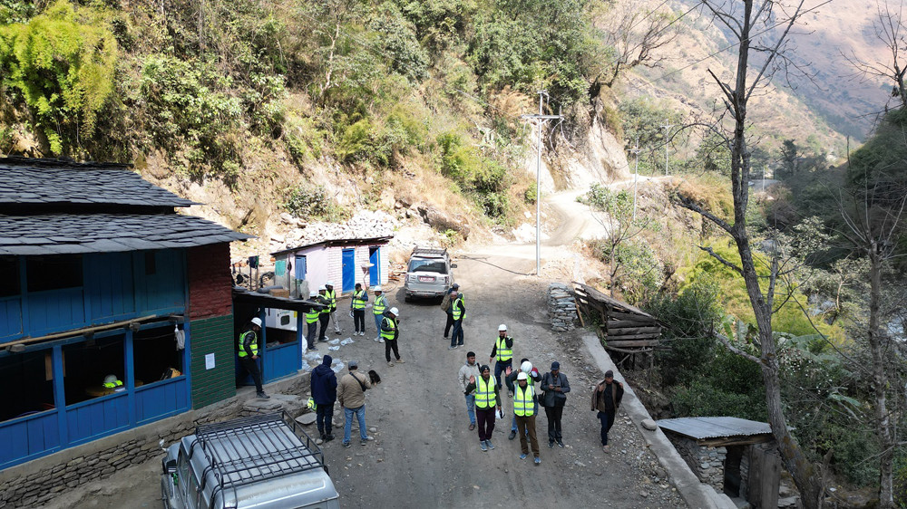 धवलागिरिका दुर्गम गाउँ सडक पहुँचमा जोडियो